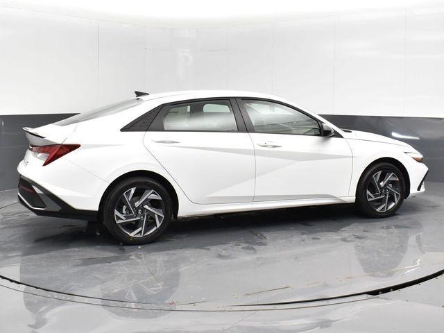 new 2025 Hyundai ELANTRA HEV car, priced at $28,205