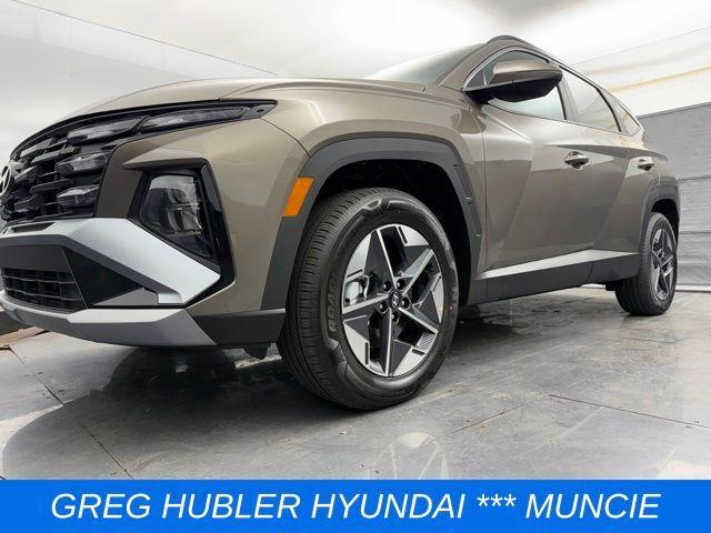 new 2025 Hyundai TUCSON Hybrid car, priced at $35,505