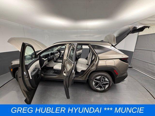 new 2025 Hyundai TUCSON Hybrid car, priced at $35,505