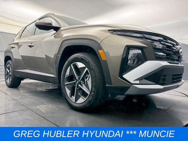 new 2025 Hyundai TUCSON Hybrid car, priced at $35,505