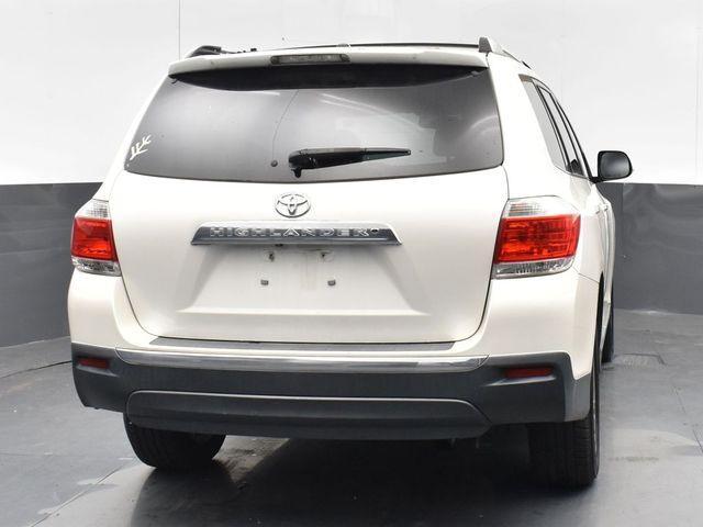 used 2013 Toyota Highlander car, priced at $12,991