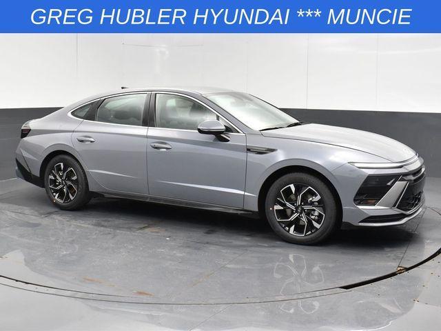 new 2025 Hyundai Sonata car, priced at $28,200
