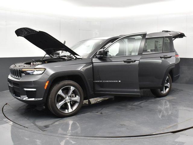 used 2024 Jeep Grand Cherokee L car, priced at $45,953