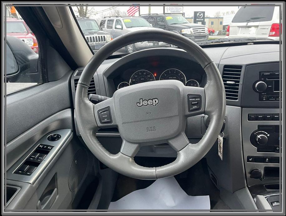 used 2007 Jeep Grand Cherokee car, priced at $9,999