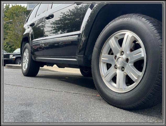 used 2009 Jeep Grand Cherokee car, priced at $8,999