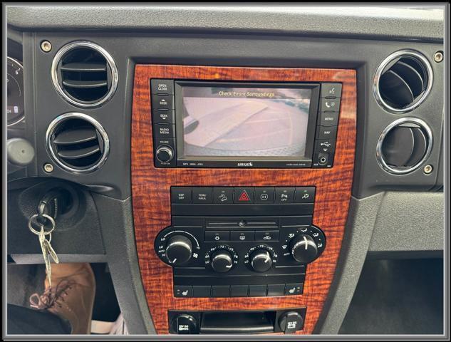 used 2009 Jeep Commander car, priced at $12,999