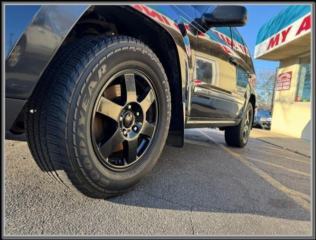 used 2009 Jeep Grand Cherokee car, priced at $9,999