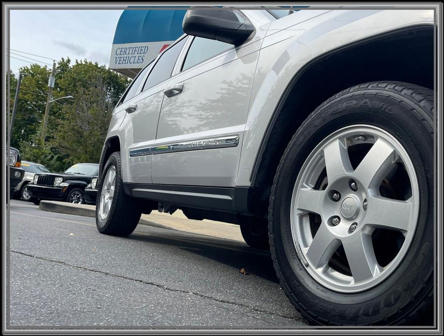 used 2010 Jeep Grand Cherokee car, priced at $12,999