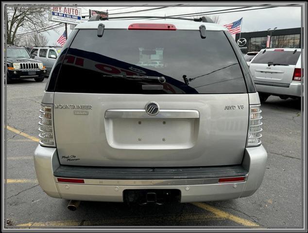 used 2010 Mercury Mountaineer car, priced at $10,999