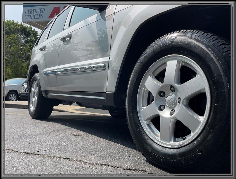 used 2010 Jeep Grand Cherokee car, priced at $11,999