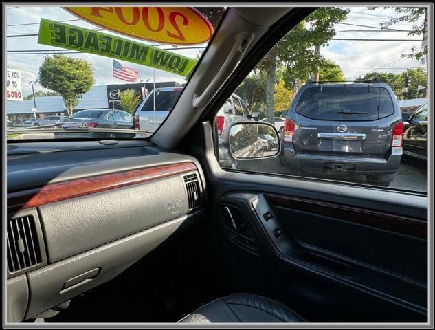 used 2004 Jeep Grand Cherokee car, priced at $7,999