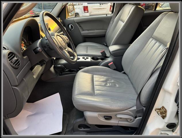 used 2007 Jeep Liberty car, priced at $8,999