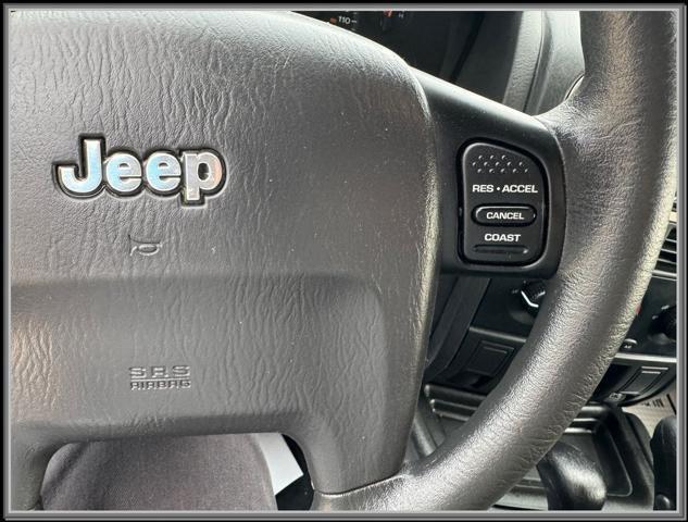 used 2004 Jeep Grand Cherokee car, priced at $8,499