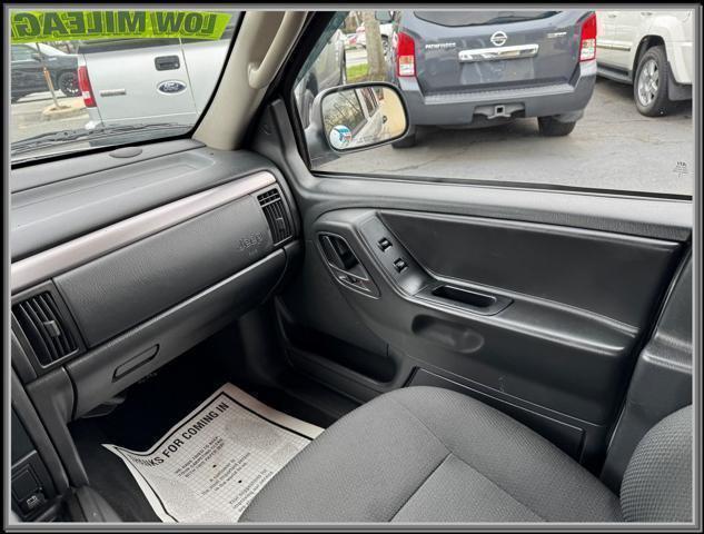 used 2004 Jeep Grand Cherokee car, priced at $8,499