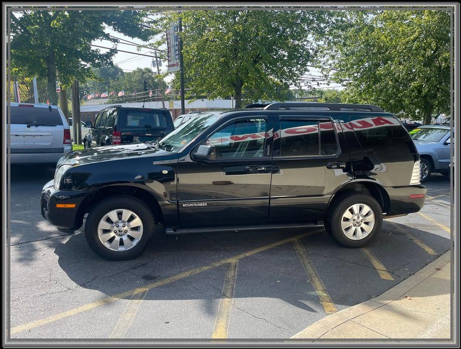 used 2007 Mercury Mountaineer car, priced at $8,499