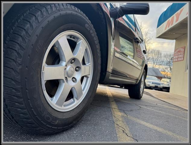 used 2010 Jeep Grand Cherokee car, priced at $11,999