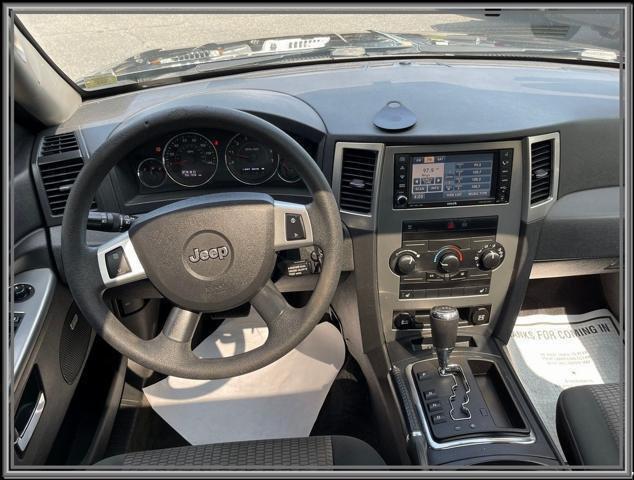 used 2009 Jeep Grand Cherokee car, priced at $8,999