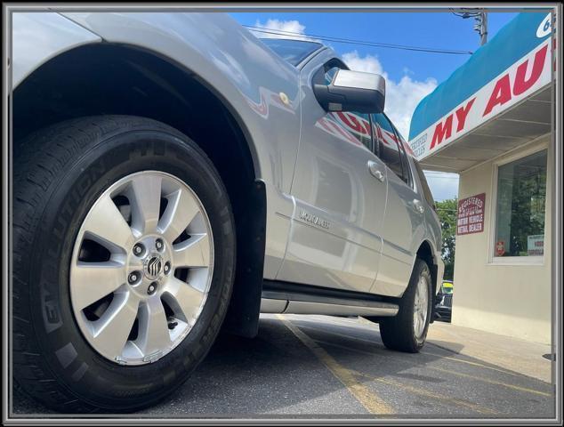 used 2010 Mercury Mountaineer car, priced at $9,999