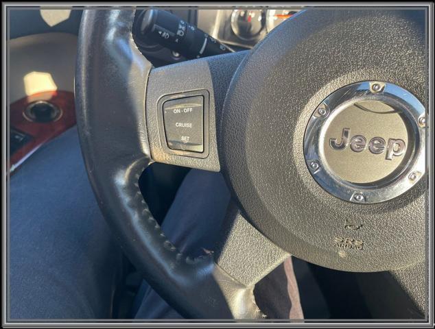 used 2006 Jeep Commander car, priced at $8,499