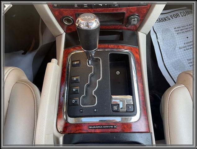 used 2006 Jeep Commander car, priced at $8,499