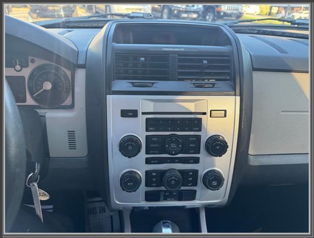 used 2008 Mercury Mariner car, priced at $7,999