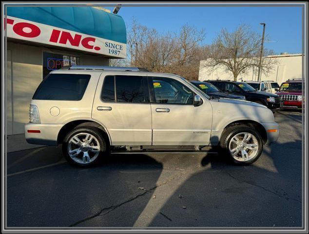 used 2009 Mercury Mountaineer car, priced at $9,999