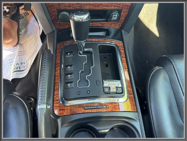 used 2008 Jeep Commander car, priced at $11,999