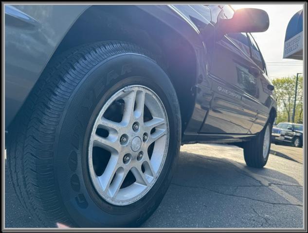 used 2004 Jeep Grand Cherokee car, priced at $7,999