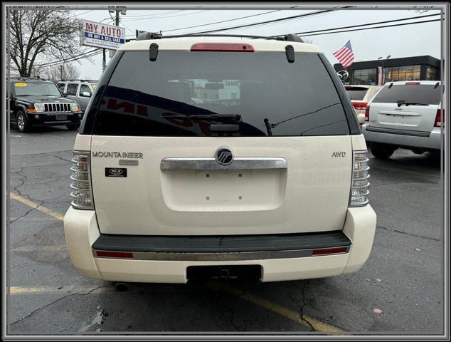 used 2009 Mercury Mountaineer car, priced at $9,999