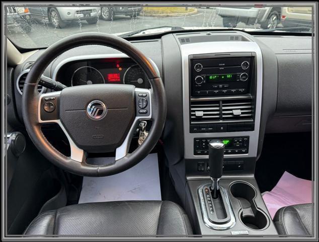 used 2009 Mercury Mountaineer car, priced at $9,999