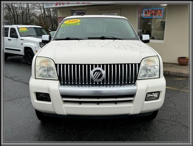 used 2009 Mercury Mountaineer car, priced at $9,999