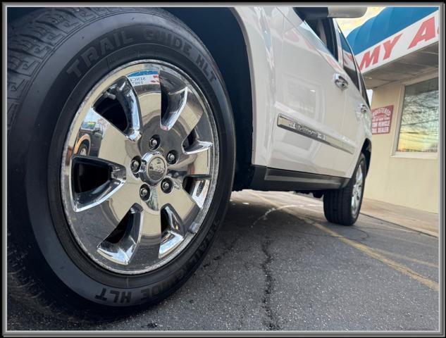 used 2010 Jeep Grand Cherokee car, priced at $10,999