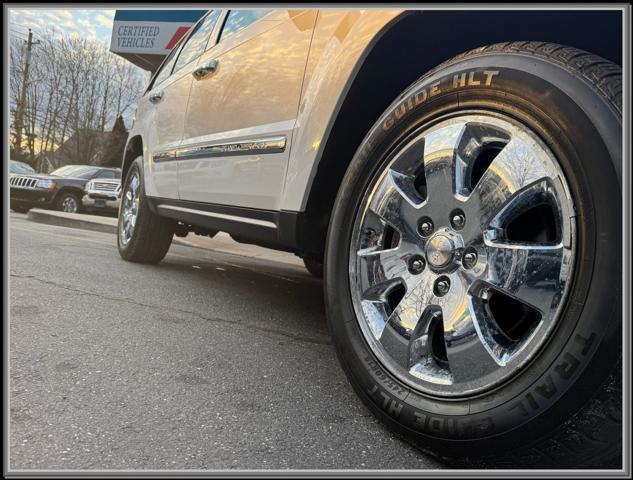 used 2010 Jeep Grand Cherokee car, priced at $10,999