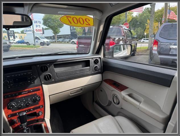 used 2007 Jeep Commander car, priced at $8,999