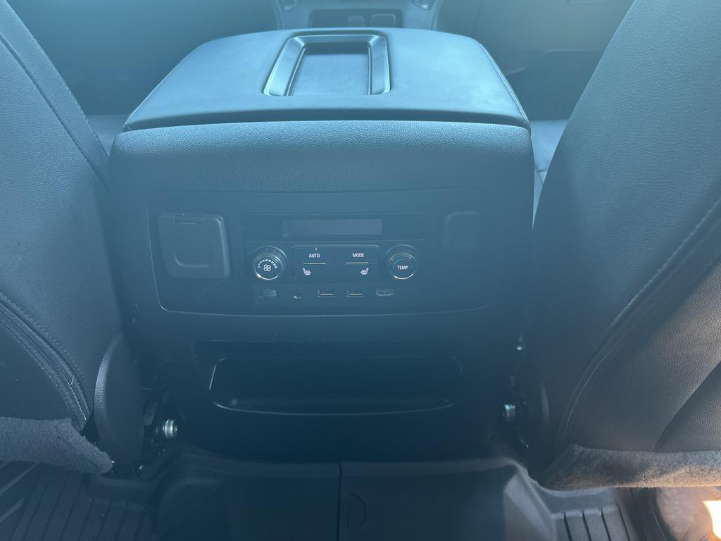 used 2018 GMC Yukon car, priced at $34,500