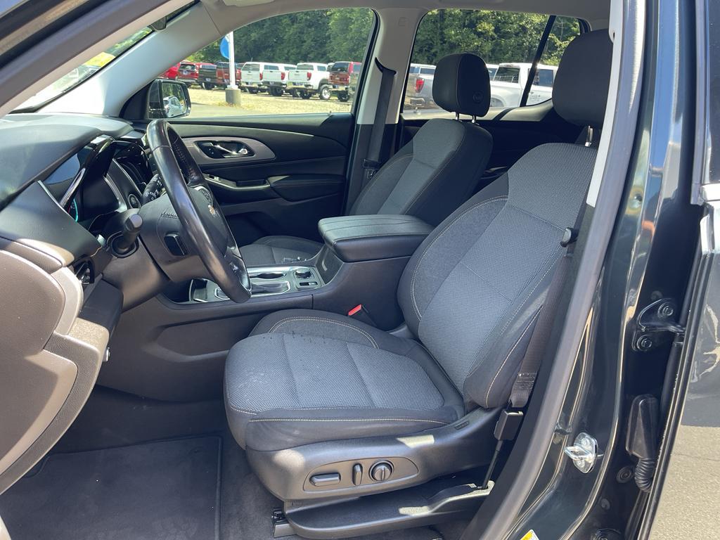 used 2020 Chevrolet Traverse car, priced at $22,799