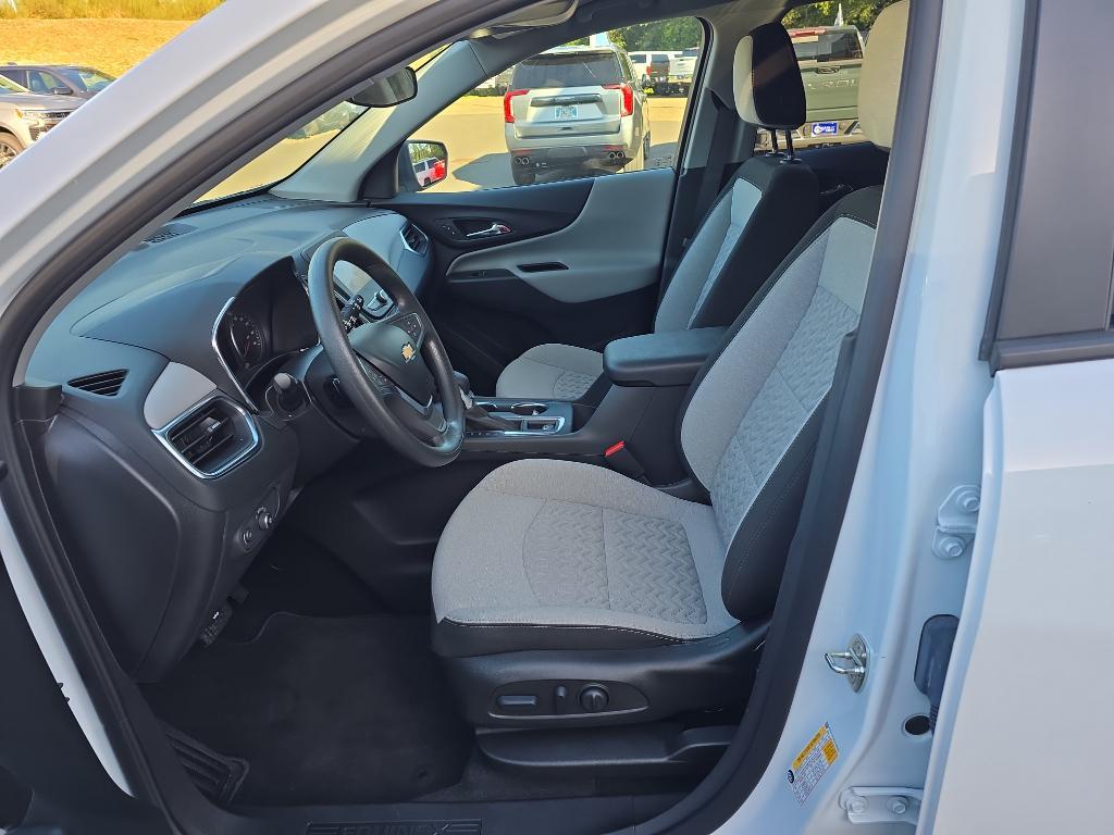 used 2022 Chevrolet Equinox car, priced at $25,007