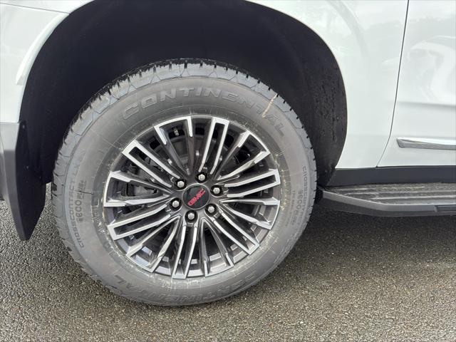 new 2025 GMC Yukon XL car, priced at $76,290
