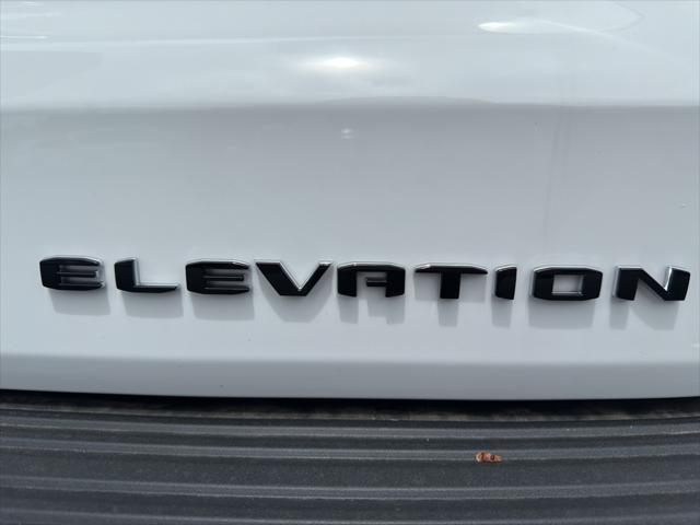 new 2025 GMC Yukon XL car, priced at $76,290
