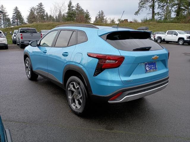 new 2025 Chevrolet Trax car