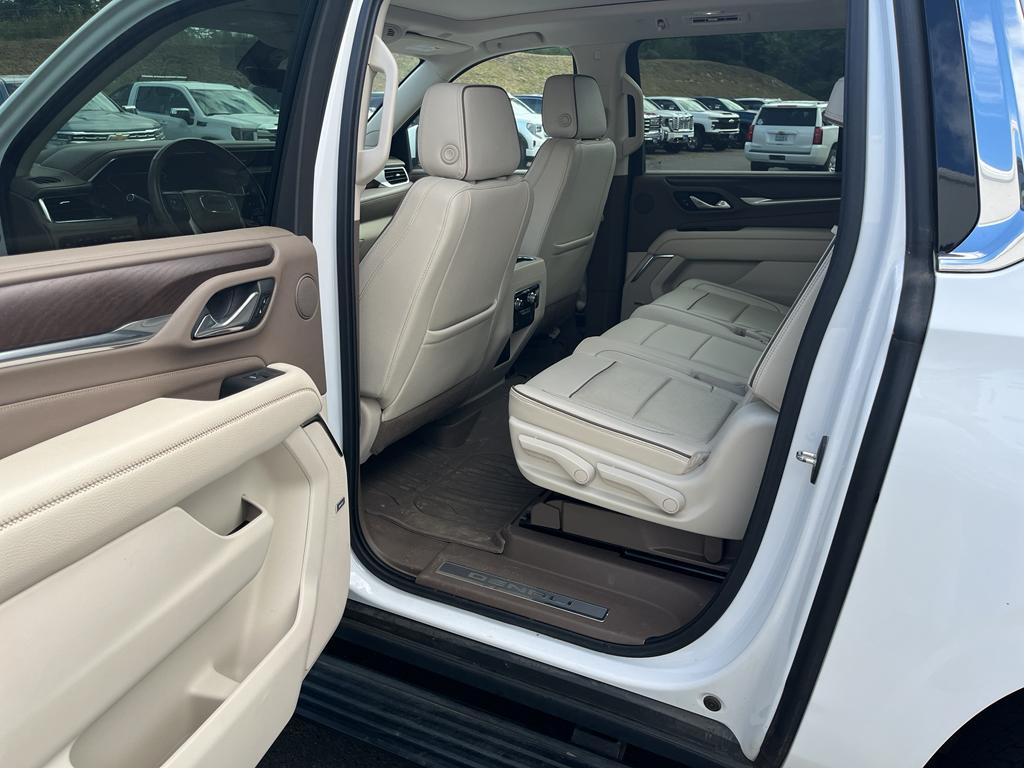 used 2021 GMC Yukon XL car, priced at $53,299