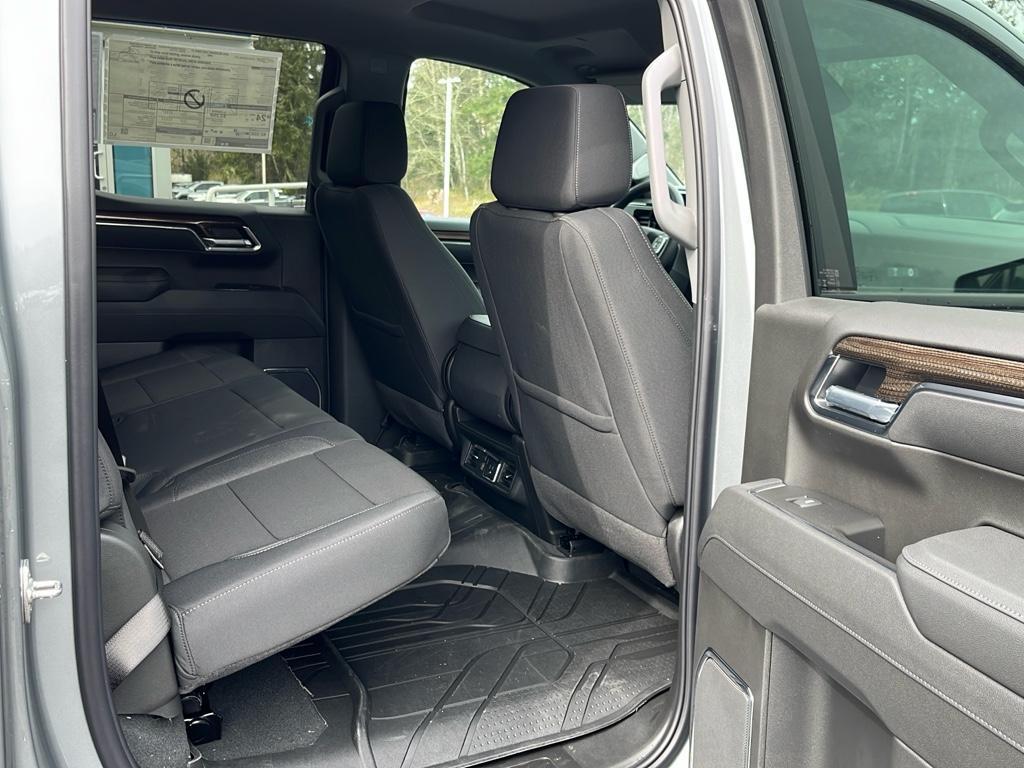 new 2025 Chevrolet Silverado 1500 car, priced at $58,675