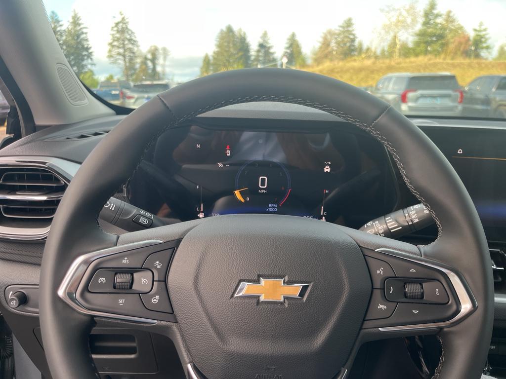 new 2025 Chevrolet TrailBlazer car, priced at $31,825