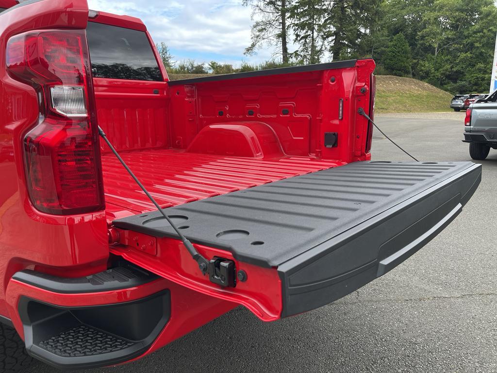 new 2025 Chevrolet Silverado 1500 car, priced at $51,990