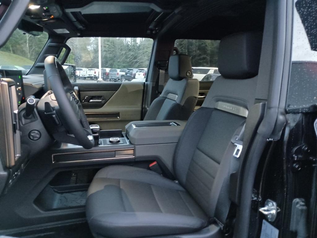 new 2025 GMC HUMMER EV Pickup car, priced at $122,555