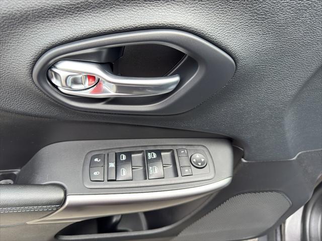 used 2019 Jeep Cherokee car, priced at $18,650