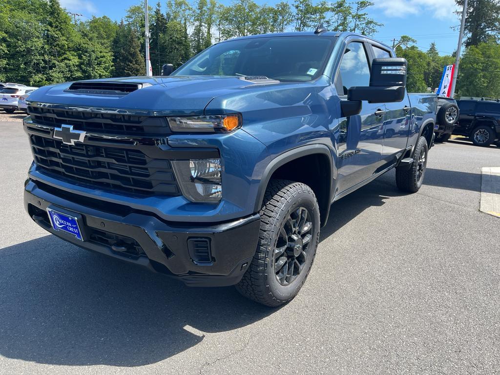 new 2025 Chevrolet Silverado 2500 car, priced at $68,615