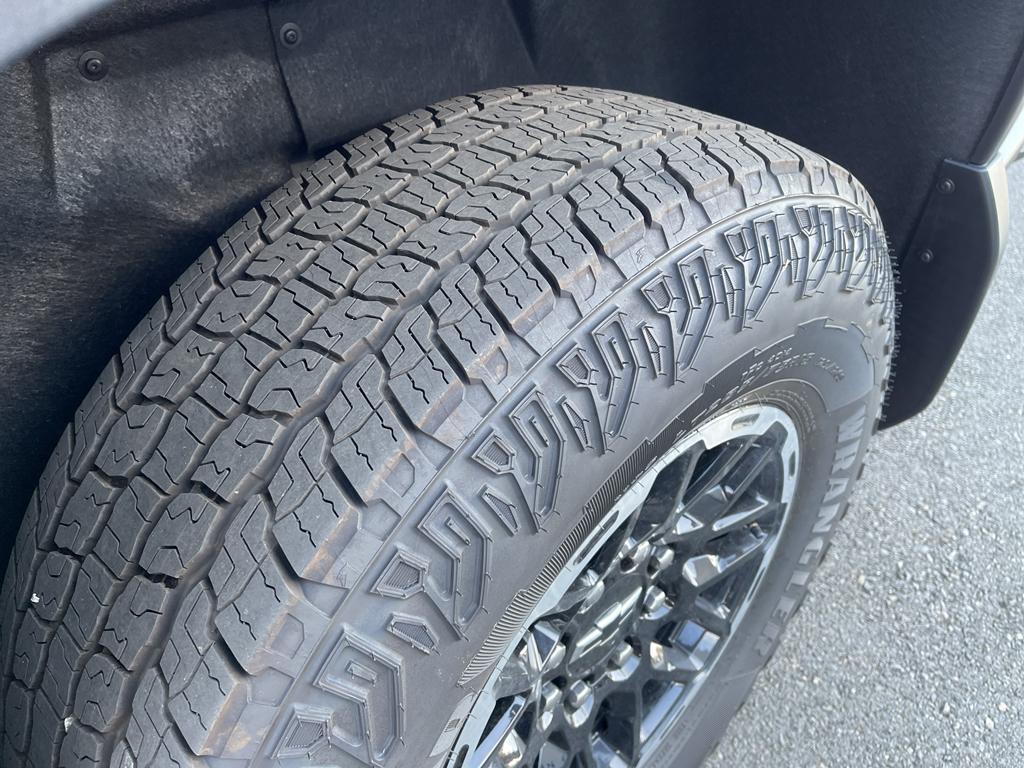 new 2026 Chevrolet Silverado EV car, priced at $89,285