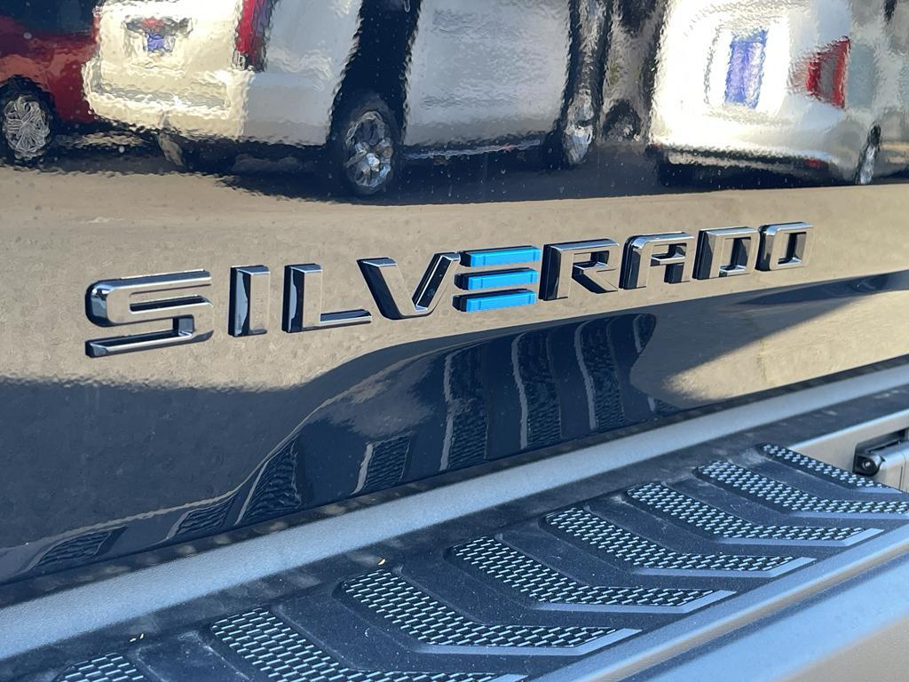 new 2026 Chevrolet Silverado EV car, priced at $89,285