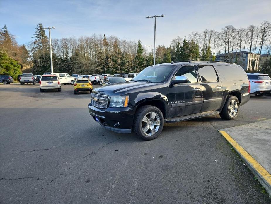 used 2008 Chevrolet Suburban car, priced at $19,999